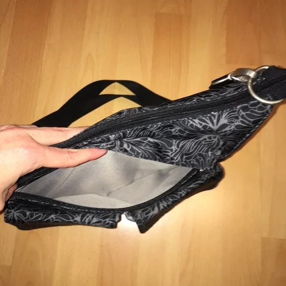 Baggallini Small Everywhere Bag-Midnight Blossom Print - Picture 8 of 16